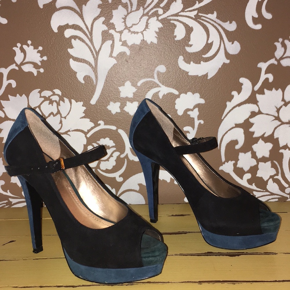 BCBG two tone suede platform heels